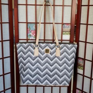 Dooney and Bourke Canvas Chevron Print Gray and White Tote Bag New